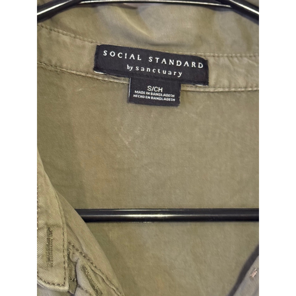 Social Standard by Sanctuary Olive Green Utility Button Down Shirt Women’s Small - Picture 2 of 4